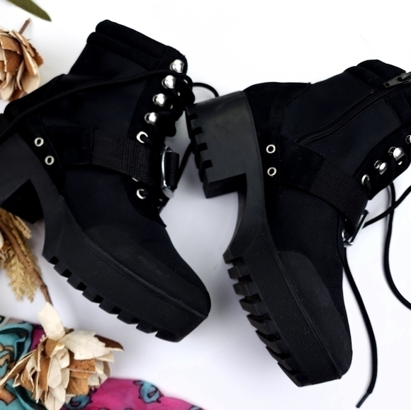 Steve Madden Sz 8.5m Black Platform Boots - Picture 8 of 13